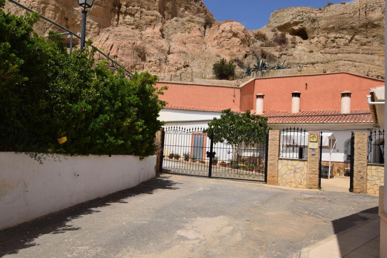 Apartamentos Horno Y Casa De Dulce Purullena Exterior photo